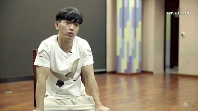 贾怀胤是出生在广西桂林的80后,也是中国戏曲学院在建国后招收的唯一
