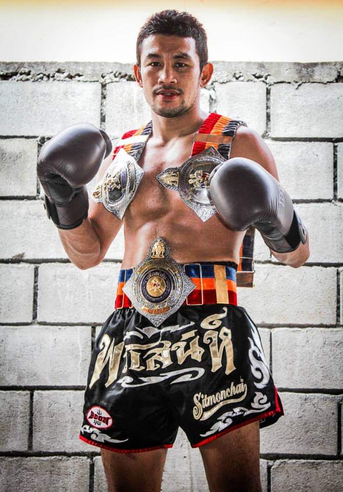 场胜利,其中56次ko对手,获得过omnoi拳场130磅冠军,130磅泰国泰拳冠军