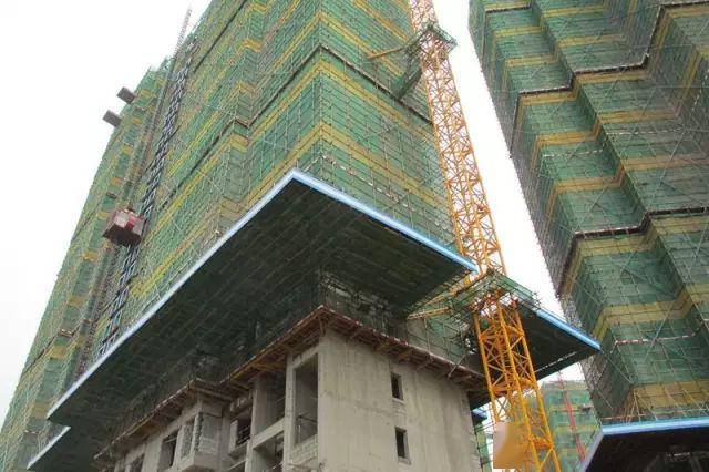 工地脚手架做成这样,那么你们的标准化管理就达到了行业领先水平_防护