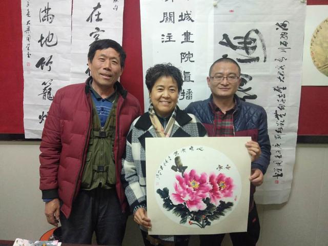 书画名家王建伟方国营范长玲做客开封城摞城画院直播间