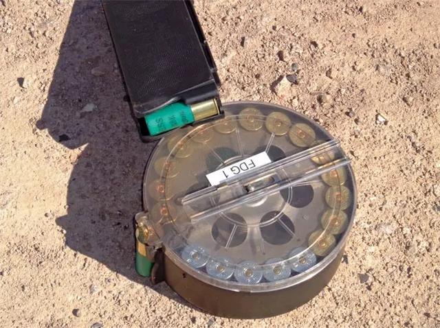 军武世界:看家护院的利器,就看aa-12"超级喷子艾奇逊"了_霰弹枪