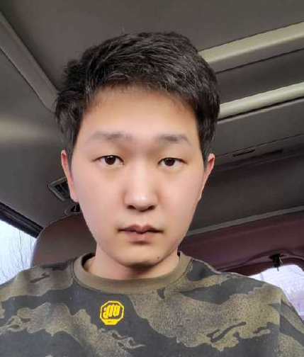 前来碰瓷的是虎牙的主播兰博,最近刚刚因开挂被封号.