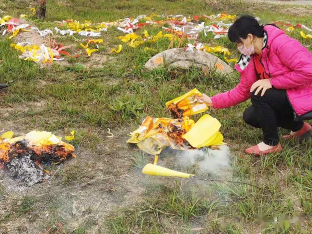 陆丰42岁女子扫墓点燃香烛和燃烧"纸钱",当场被抓!_碣石镇