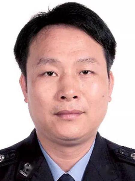 博白黄冠华我是烈士的后代追寻父亲走过的路