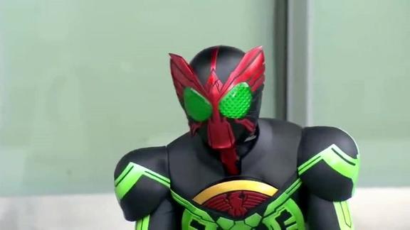 假面骑士火野映司居然把kazari的核心硬币打了出来厉害