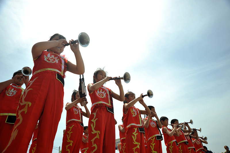 来自土地上的欢歌记子位吹歌和它的传人张占民