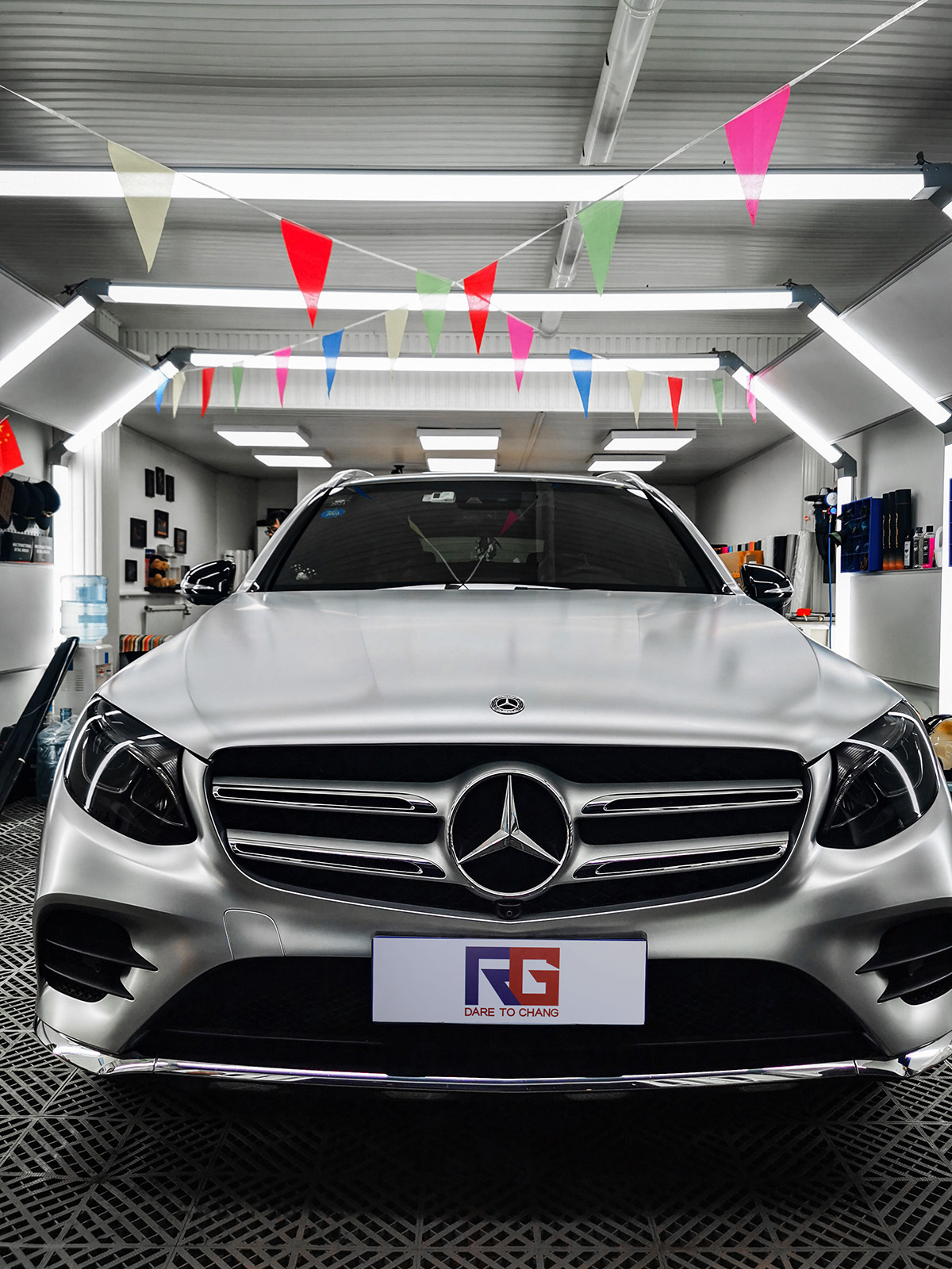 奔驰glc车身改色电光银rg瑞集改色膜河北石家庄加盟店出品