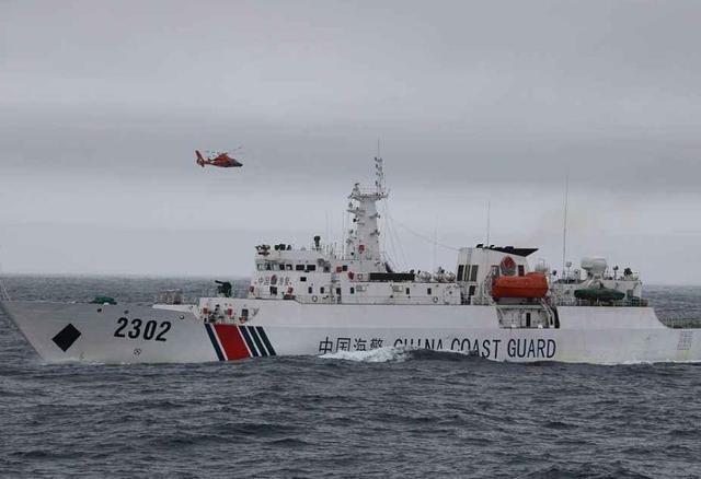 永兴岛附近一艘越南渔船拒不驶离与我国海警船发生撞击后沉没