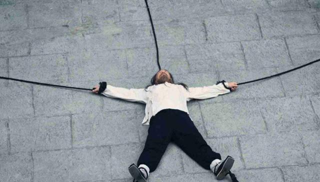 之后到了近代,就再也没有出现这种刑罚了,主要是我们开始人人平等,都