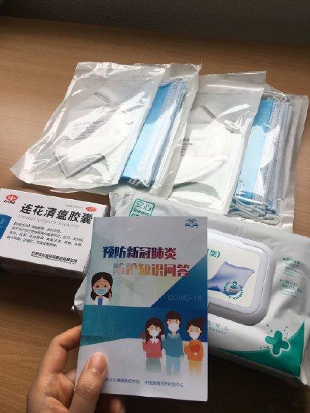 意大利留学生的健康包一句小诗背后故事直戳人心让人泪目