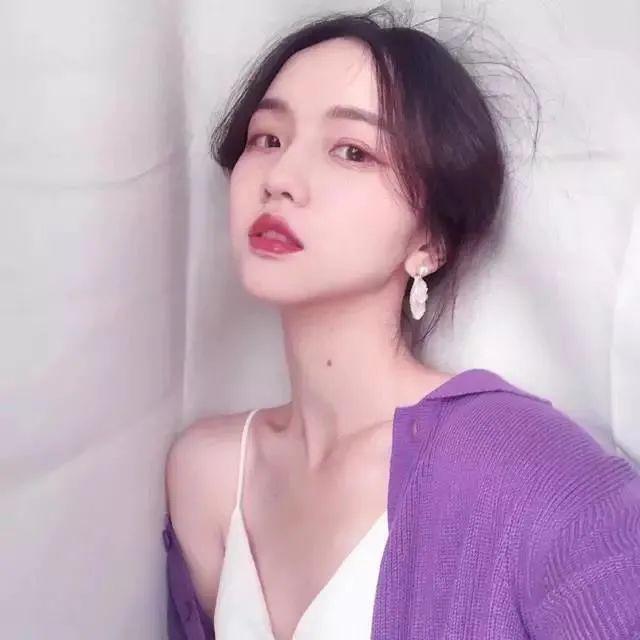 成了幼稚又小心眼嫉妒心爆棚的讨厌鬼.