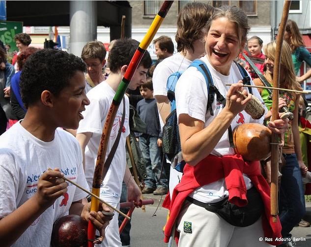 中国搏击专家巴西战舞主要攻击对方下肢林志玲也练过这个
