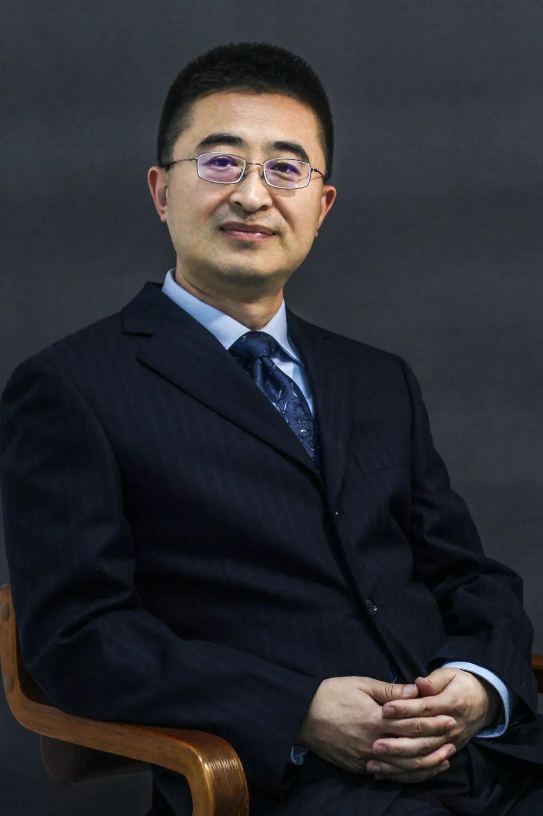 大律所还是小律所学历的影响大不大律师必备要素红圈律所资深律师统统