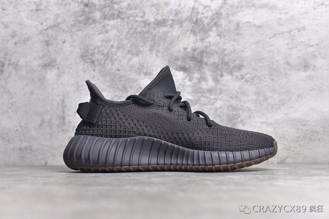 阿迪達斯adidasyeezyboost350v2黑生膠側透銀河滿天星