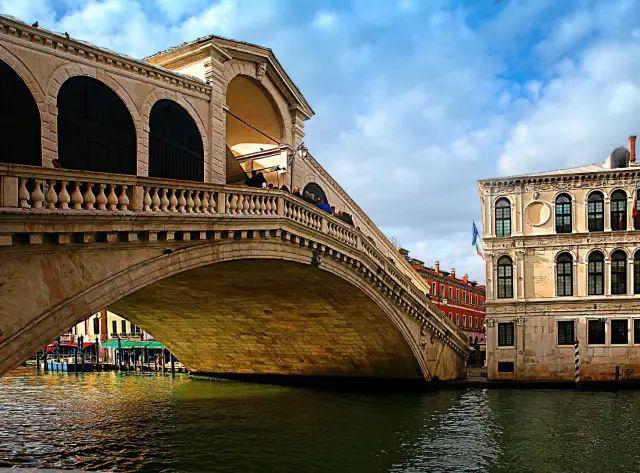 因水而美威尼斯1大运河里亚托桥意游未尽105