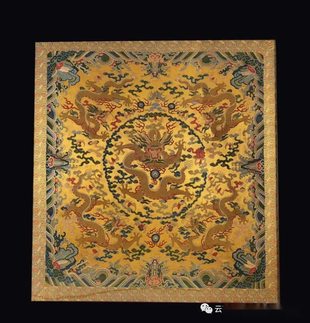 在古代丝织物中,锦是代表最高技术水平的织物.