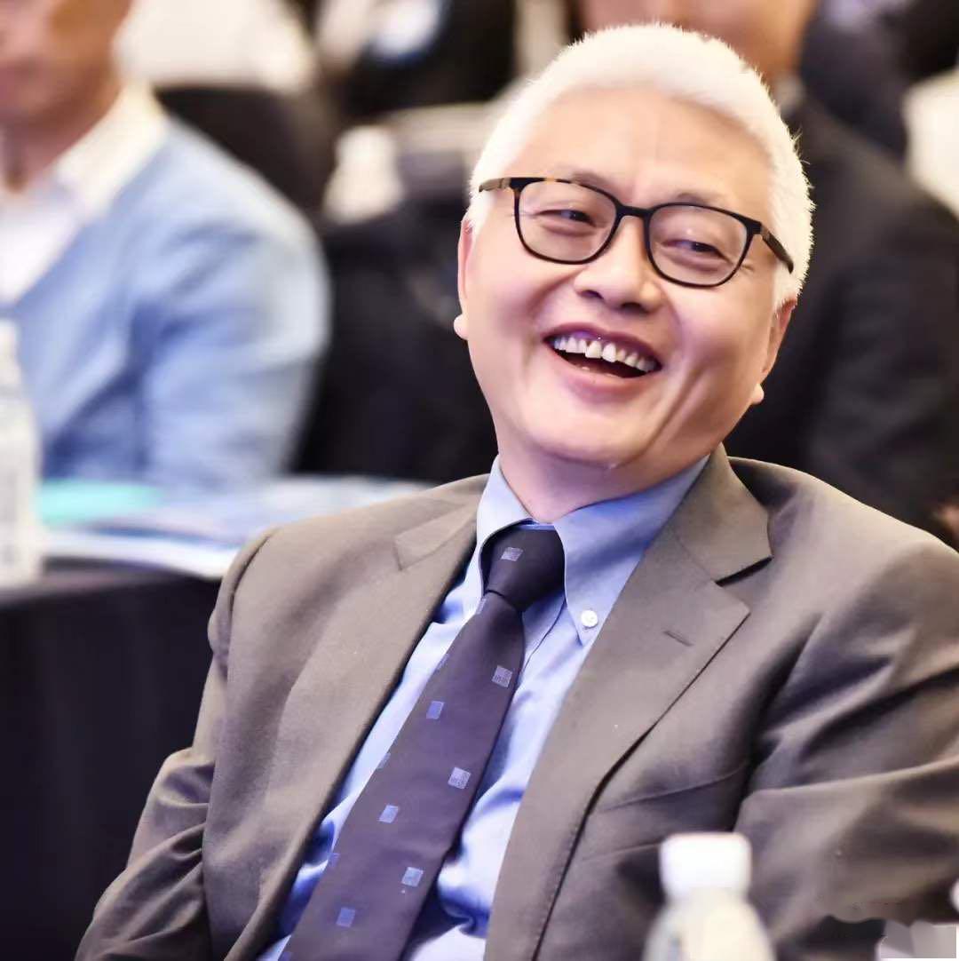 薛云奎长江商学院会计学教授长江商学院会计学教授,独创四维分析法