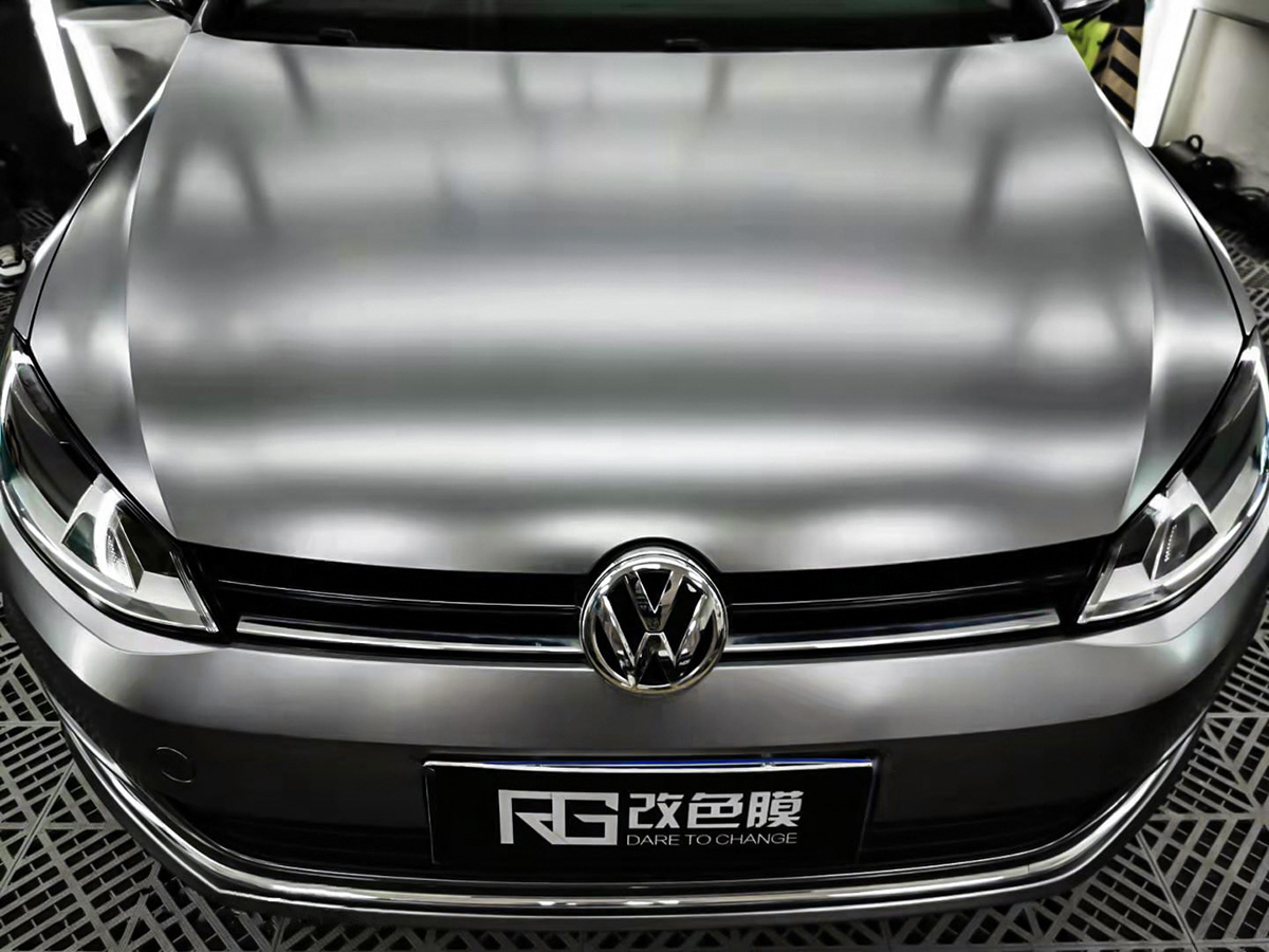 高尔夫7车身改色电光钛灰rg瑞集改色膜河北石家庄加盟店出品