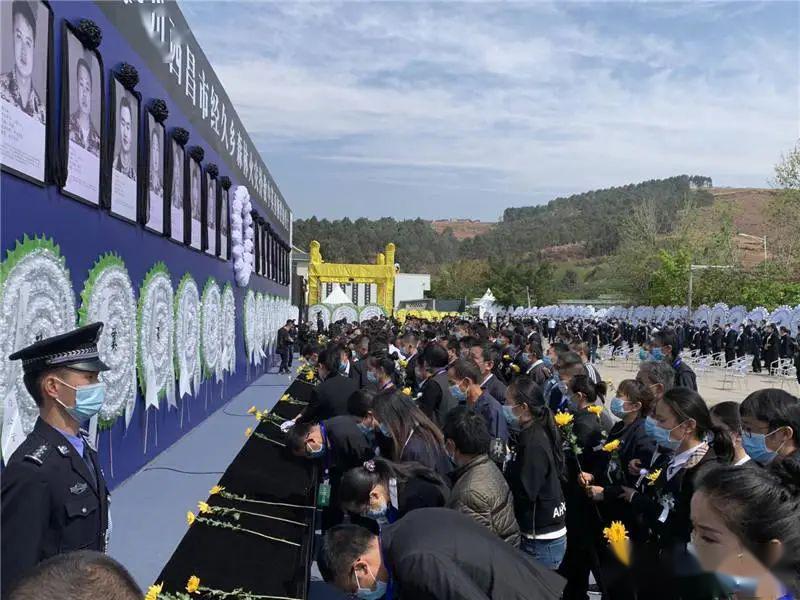 记住他们的名字:何贵银,周全生,张明福,钟生文,胡明海,刘兵,李天云,樊