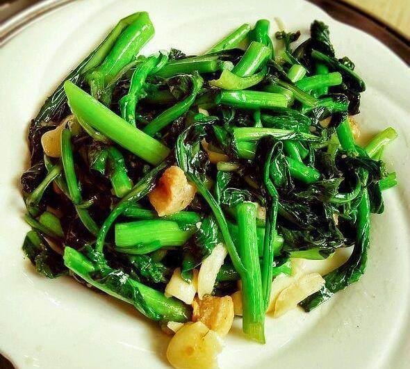 美食推荐油渣炒菜心板栗红烧肉豆腐素食炒饭的做法