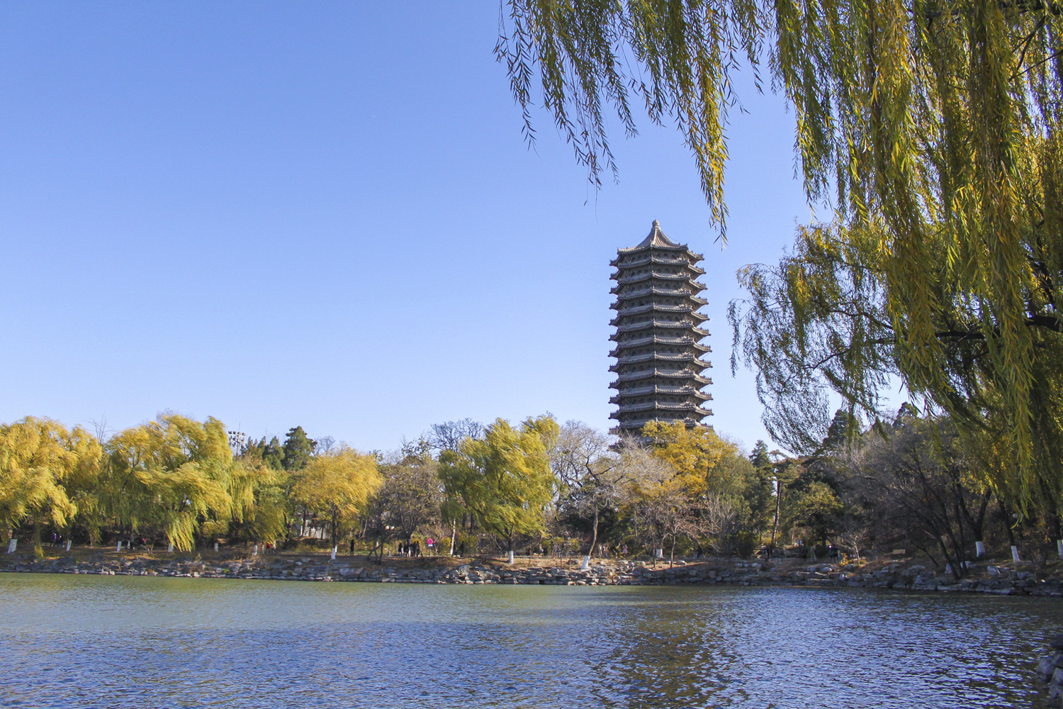 中国最"传奇"的3座古塔,湖光塔影,气势磅礴,诗仙李白也赞美