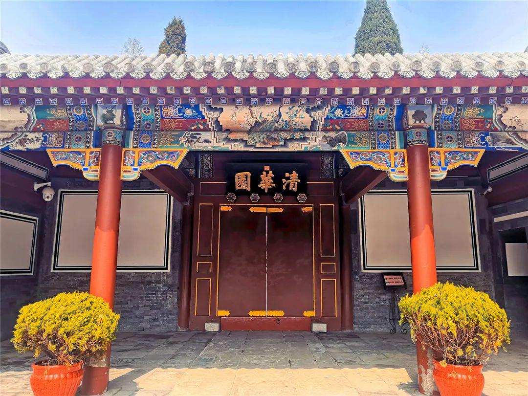 云赏景第六站品味清华园的春色与书香