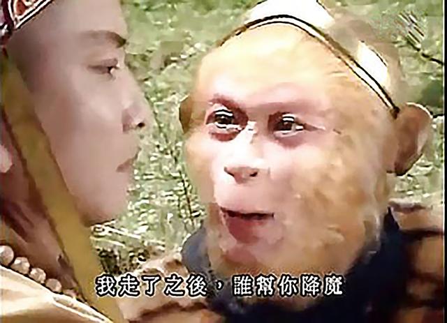 在周星驰的电影《西游降魔篇》中,唐僧念的紧箍咒是儿歌三百首.