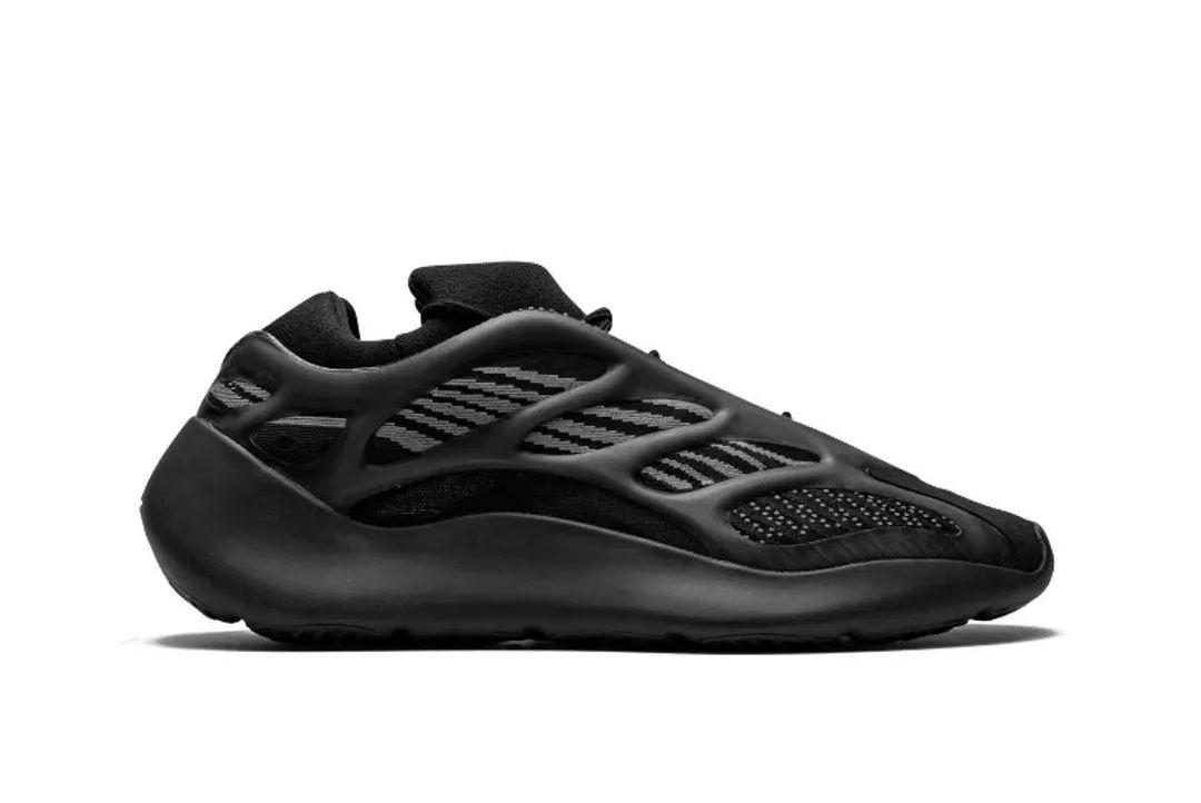 每日鞋讯黑色版本yeezy700v3发售日期定档
