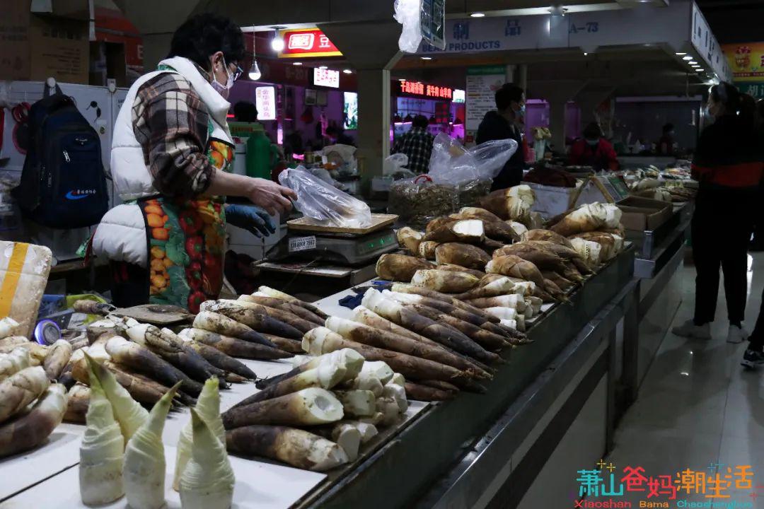 市北市场往里走