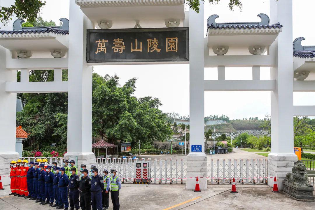 深圳万寿山陵园图片