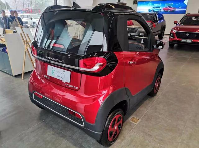 宝骏版smart造型拉风三门两座398万还不用摇号