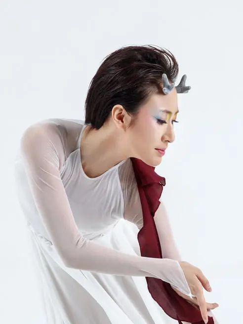 她不仅是"中国好舞蹈"的亚军,还曾经摘得过"桃李杯"金奖_张娅姝