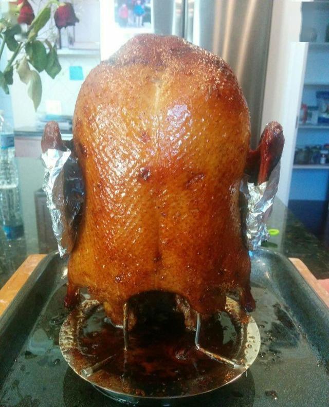 教你在家用烤箱做枇杷烤鸭_鸭子