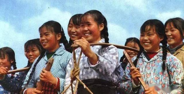 内蒙古铁姑娘成立图片