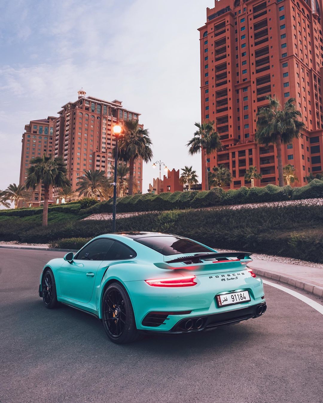 采用"薄荷绿"车漆的保时捷911 turbo s!