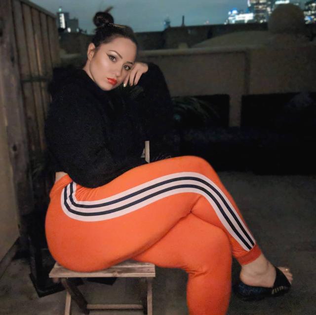 大码模特偏爱紧身衣,身宽体胖照样好看