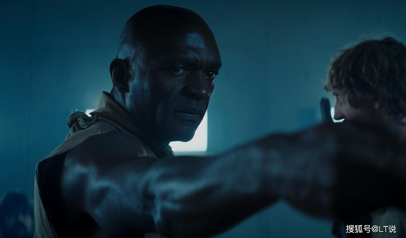 西班牙电影神作《饥饿站台》可以看到极度饥饿让人能变的多邪恶!