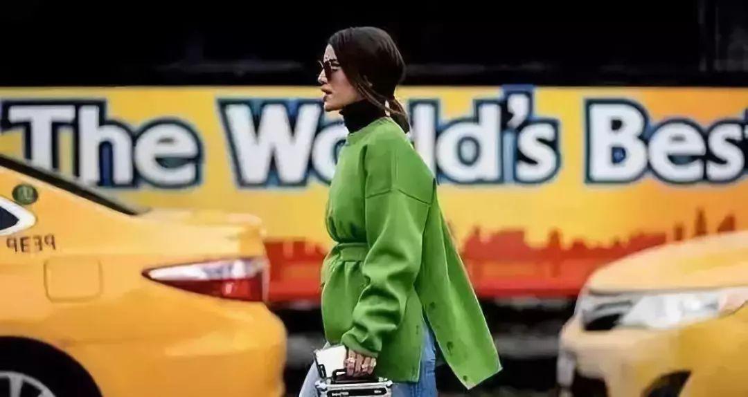 都说春天是充满生机的季节,而且颜色中也没有比绿色更显生机的了.