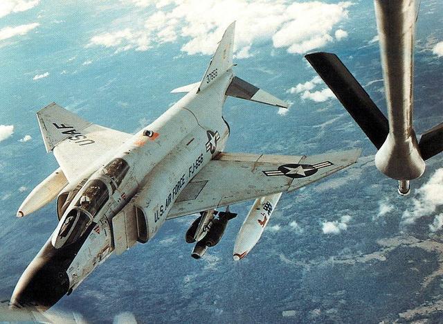 日本最后一架鬼怪侦察型退役:f4的故事