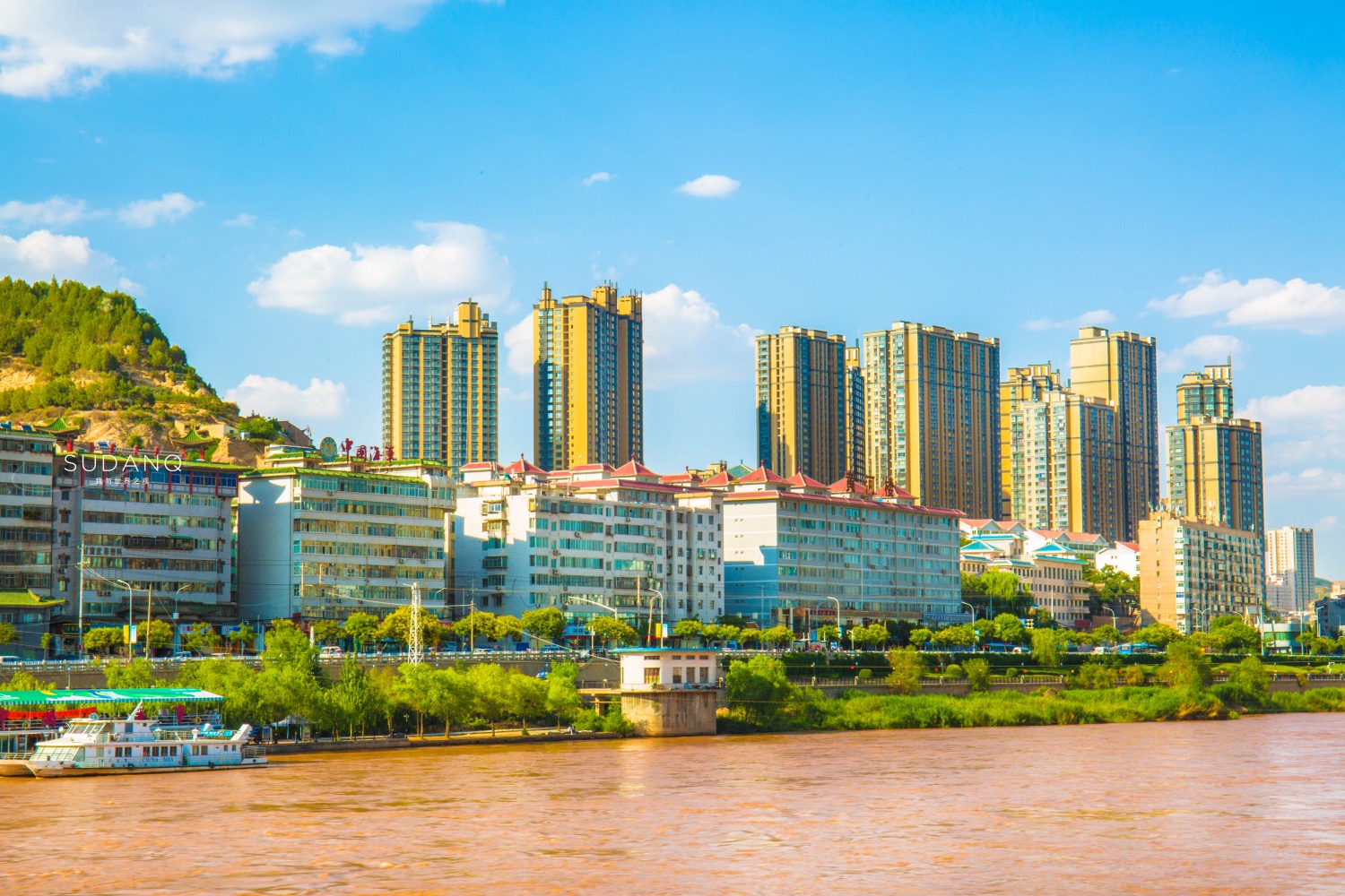 中国唯一被黄河穿过的省会城市,有2000余年历史,却很“没地位” 中国唯一被黄河穿过的省会城市,有2000余年历史,却很“没地位”