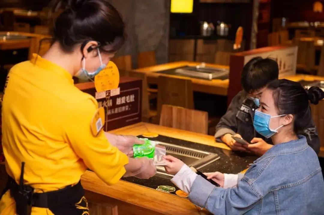 巴奴堂食回归了央视都为它打call赶紧约锅啦