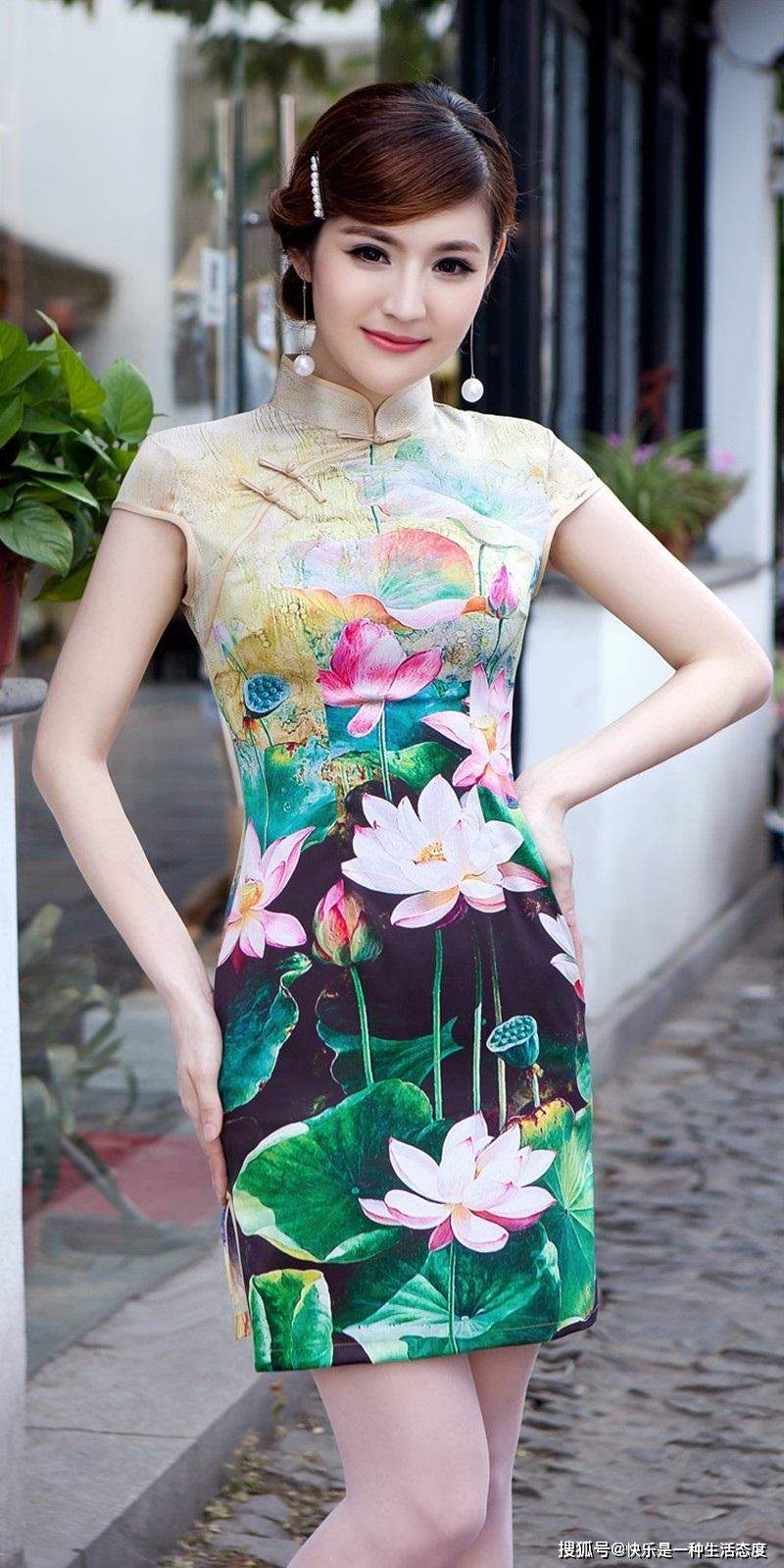 时尚穿搭第一百四十四期,旗袍美女的古典气质穿搭