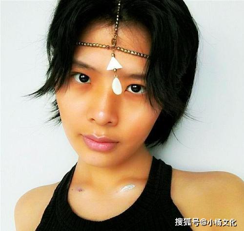 原创恨国女许可馨添新料母亲公务员父亲为领导大伯才吓人