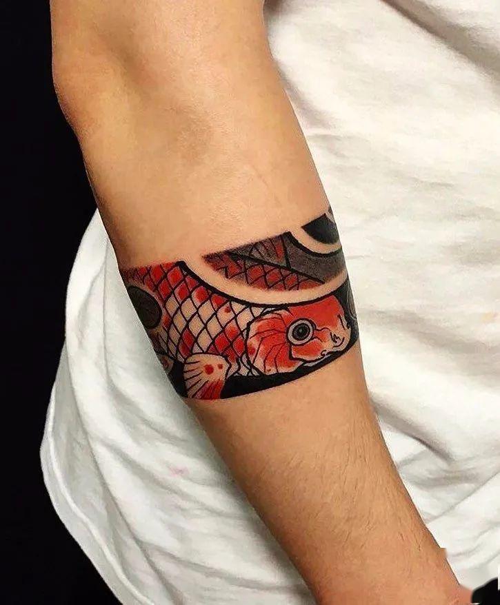 臂环纹身不是内涵安全线