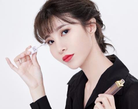 张沫凡大概是会美妆的美食博主她做的菜让人一眼给看饿了