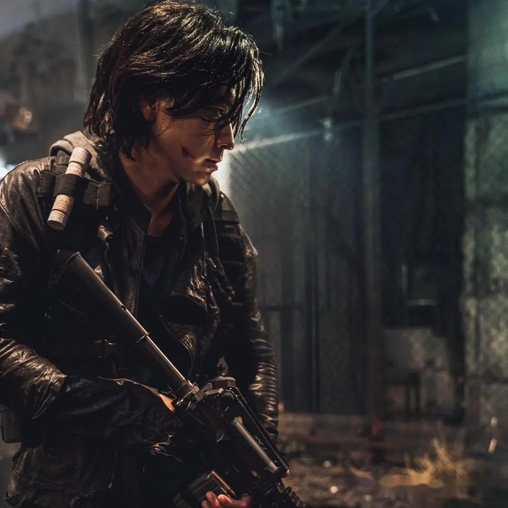 釜山行2半岛丧尸来袭谁会成为地球的主宰今夏给你答案