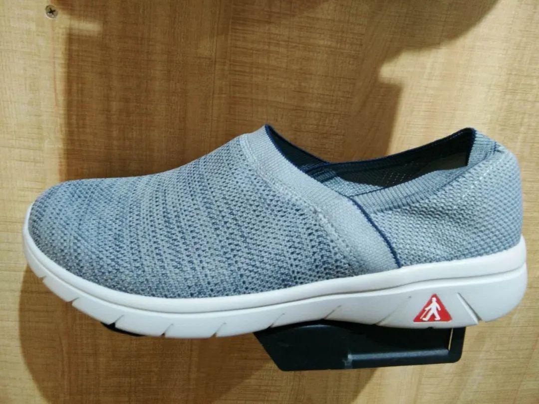 足力健春款妈妈鞋浓情上市更多款式49元起帮您把爱带回家