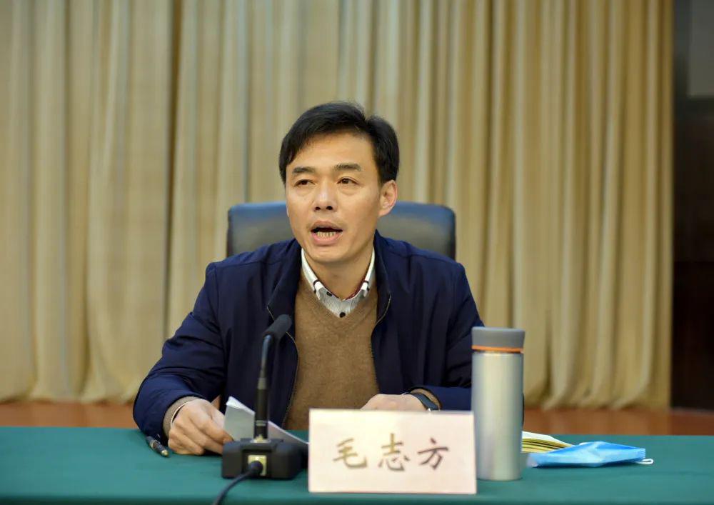 全市公路工作会议召开