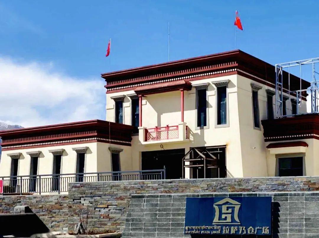 拉萨的夜贰麻贰麻成都人气网红必打卡之贰麻酒馆空降拉萨现诚邀合伙人