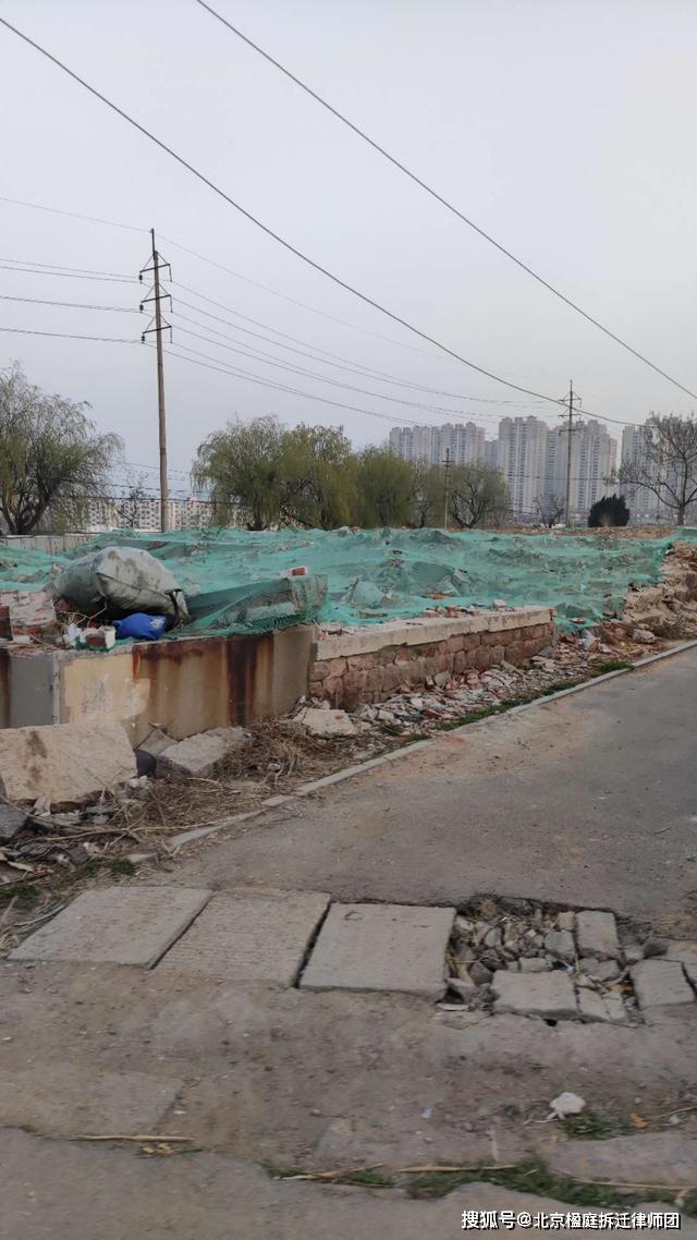 青岛闫家山拆迁了这个市场却又重新开放了人气还是那么火爆